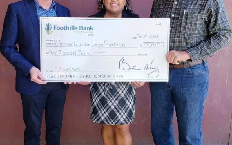 Foothills Bank donates $10K in support of AWC Foundation scholarships