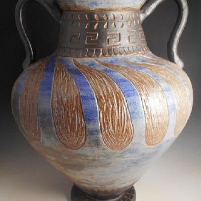 Photo of ceramic vase