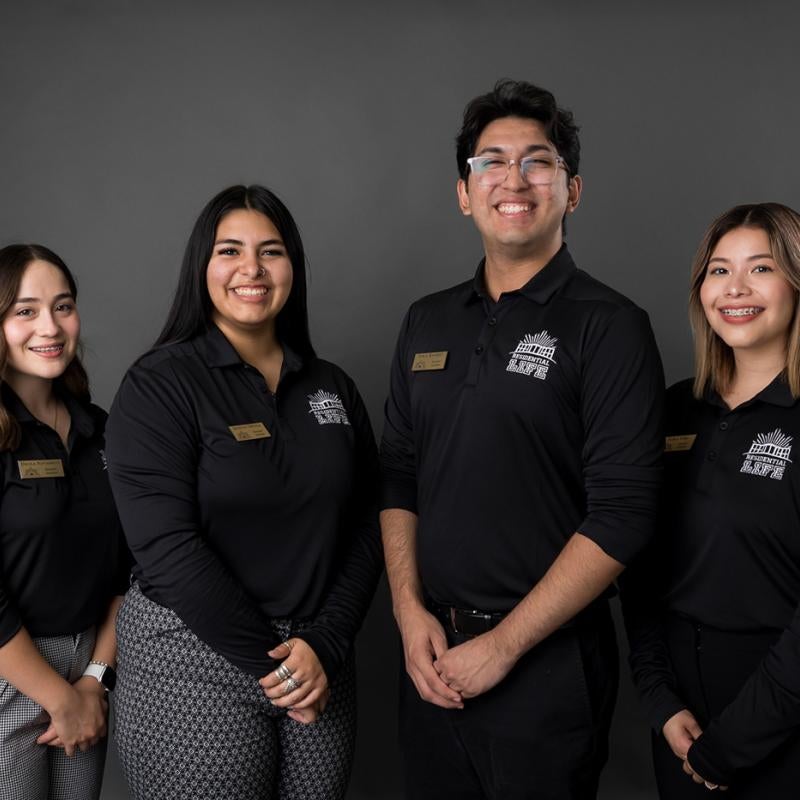 Dalila Navarrete, Jocelyn Ortega, Jorge Ramirez, Karla Vera